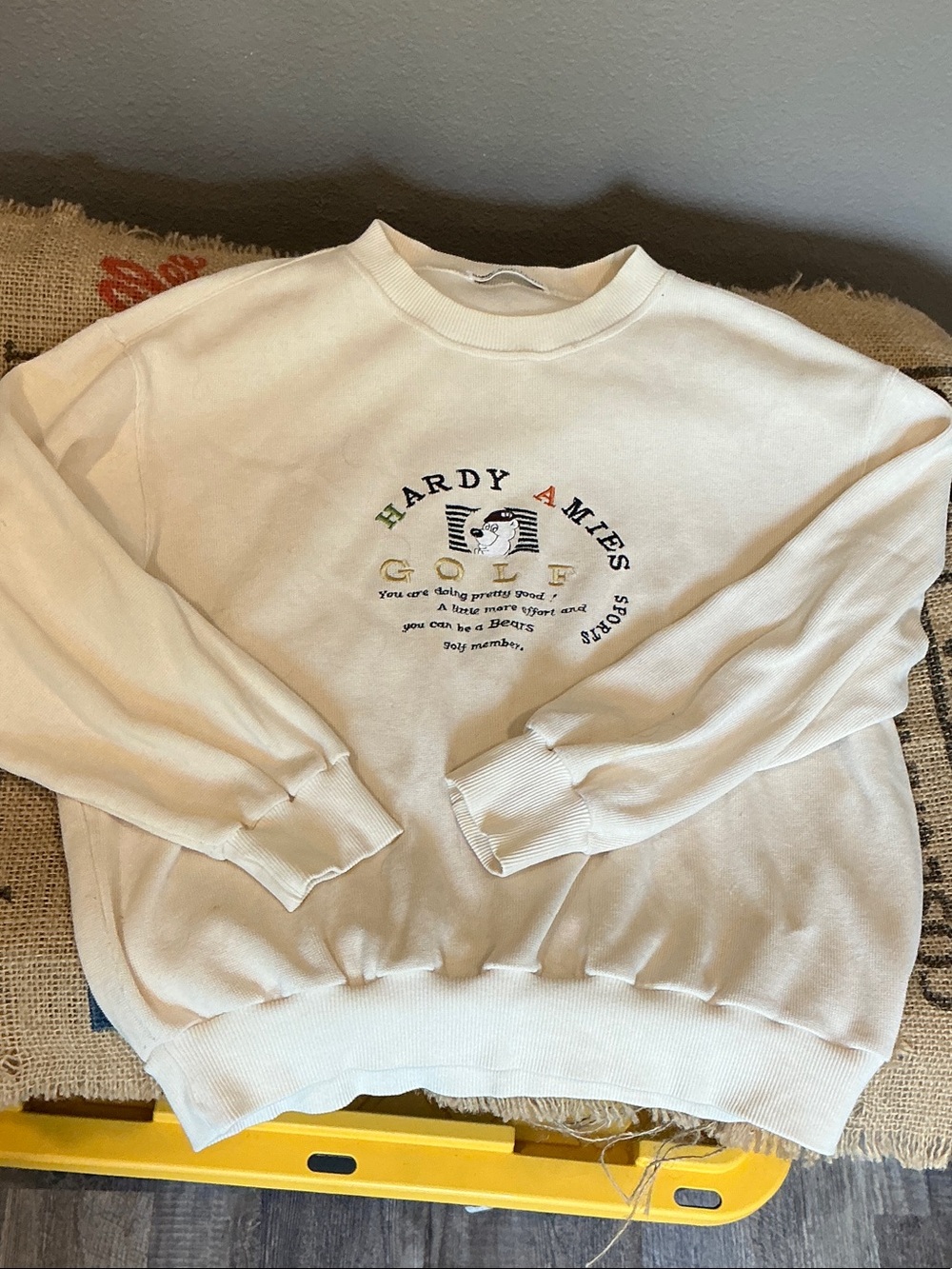 Hardy Amies Cream Crewneck Sweater with Multicolor Embroidery Size Large